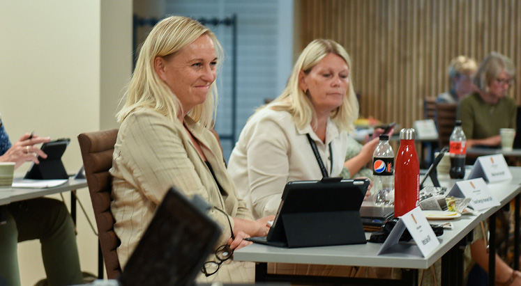 Bilde av de to hovedutvalgslederne