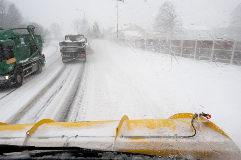 På grunn av store snømengder og mye vind blir det digital undervisning for elever på videregående skole.