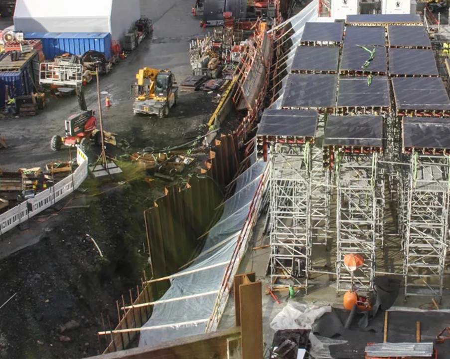 Utbygging med stillaser