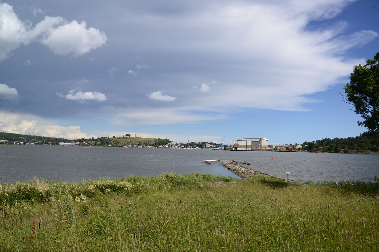 Foto av tatt fra Smørberg mot Tønsberg, med Byfjorden i forgrunnen, Kaldnes i sør